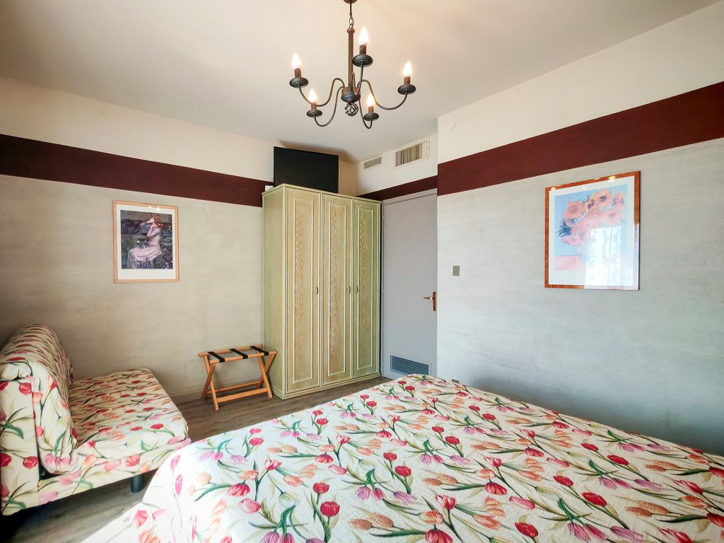 Superior Family Room with Lake Garda View - Hotel Castello San Antonio Lazise
