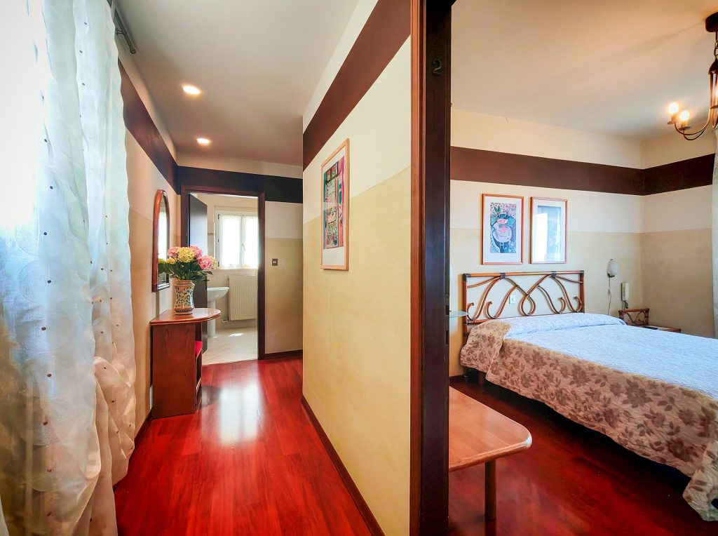 Chambre Junior Suite avec vue sur le lac de Garde - Hôtel Castello San Antonio Lazise